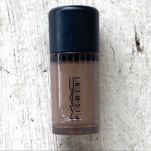 NWOT MAC Pigment in Deep Brown